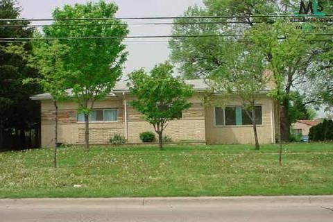 39765 Ryan Road Sterling Heights, MI 48310 - Photo 1 of 1 570541.JPG
