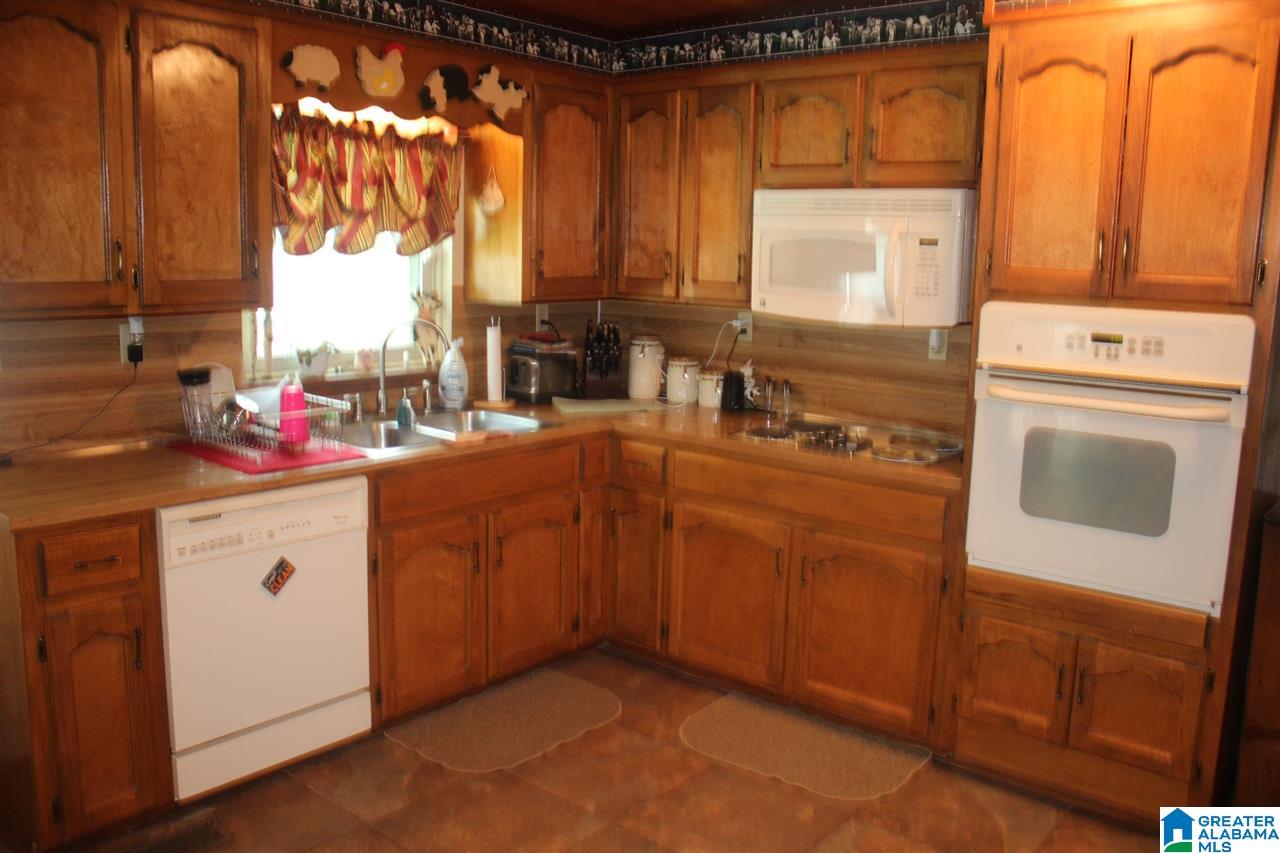 121 Waxahatchee Road Shelby, AL 35143 - Photo 3 of 16