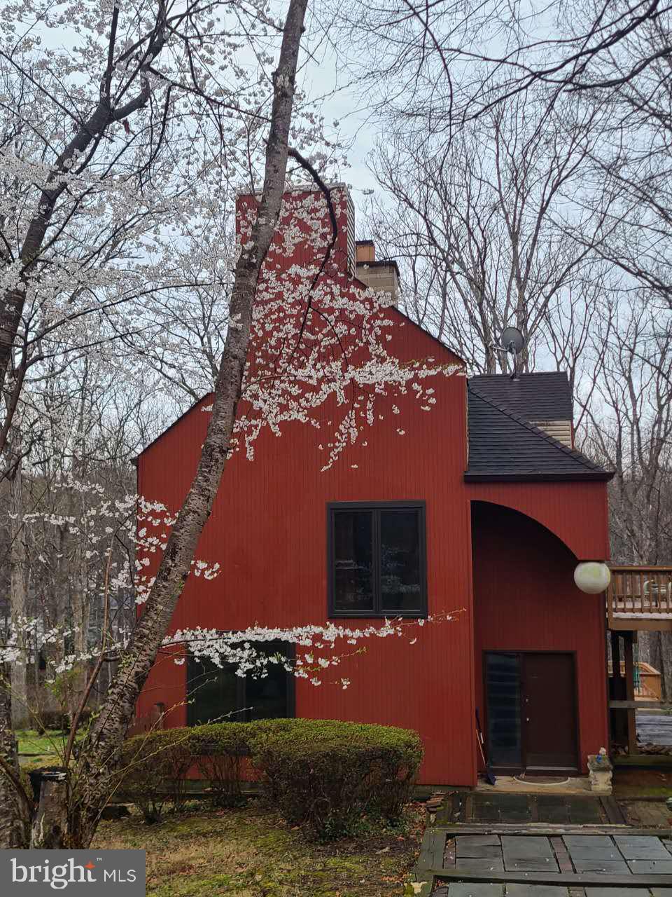 10817 Cross School Road Reston, VA 20191 - Photo 3 of 4