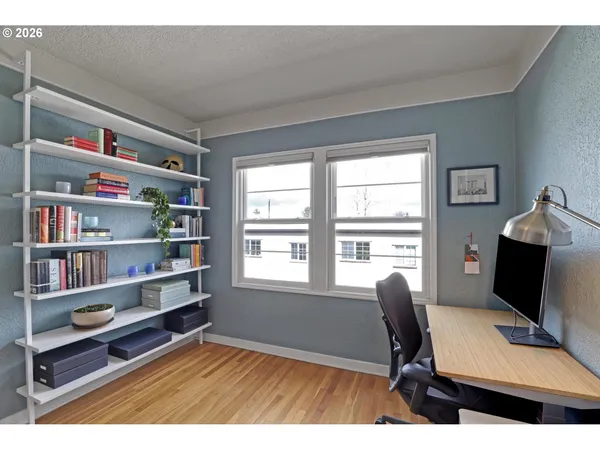 $390,000 | 2025 Southeast Caruthers Street, Unit 11, Portland, OR 97214