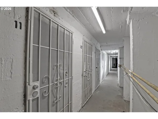 $390,000 | 2025 Southeast Caruthers Street, Unit 11, Portland, OR 97214