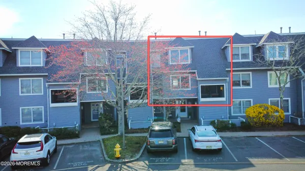 $2,975 | 210 Spinnakers Cove, Toms River, NJ 08753