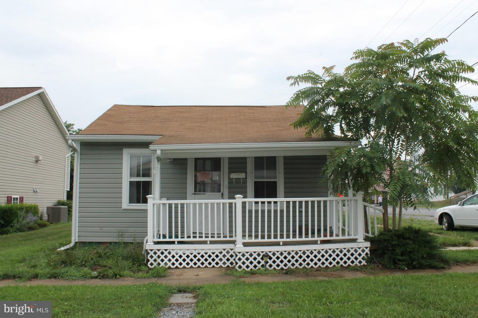 Exterior (Front)