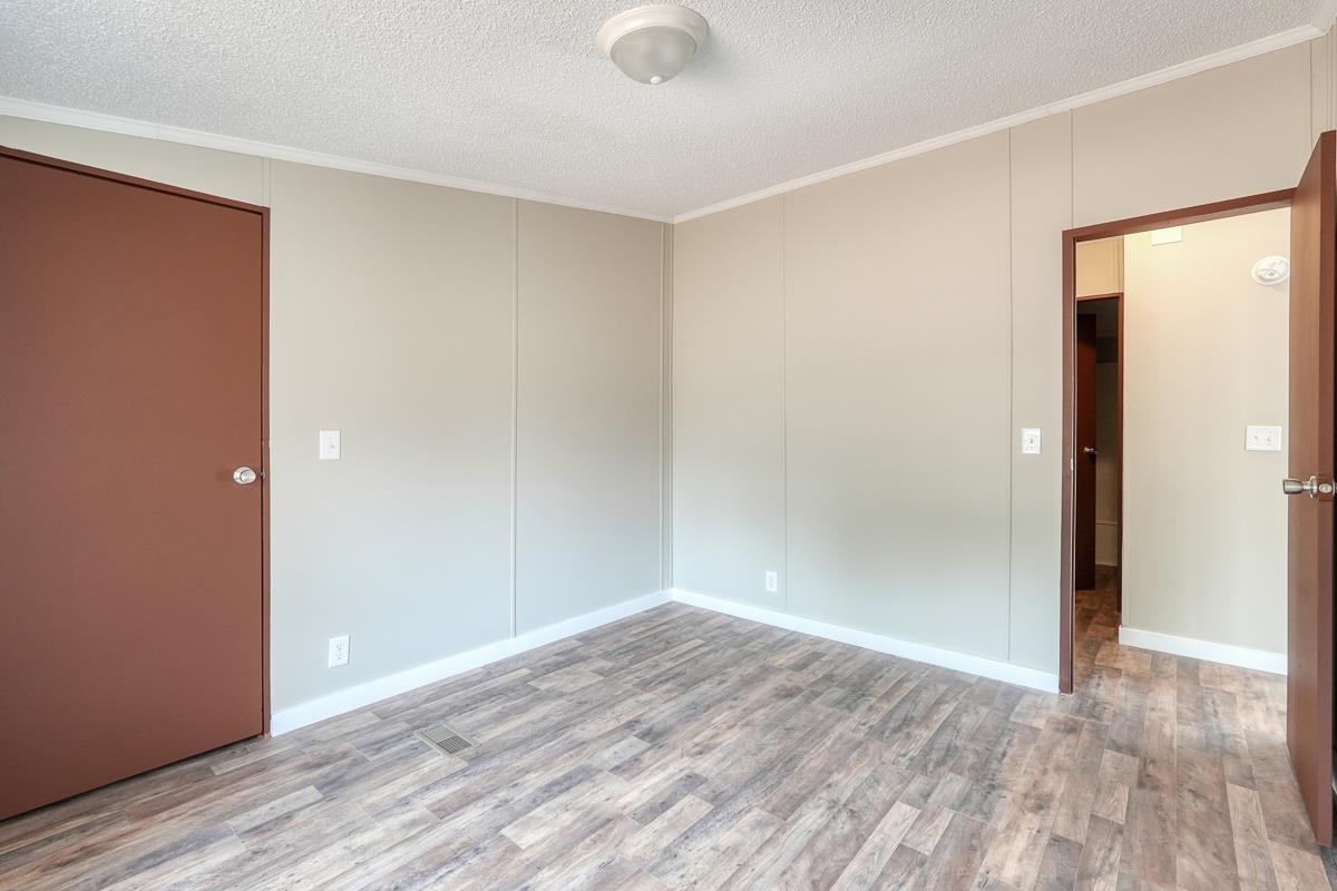 2460 Grace Chapel Road Enoree, SC 29335 - Photo 18 of 26 Gallery Image 18
