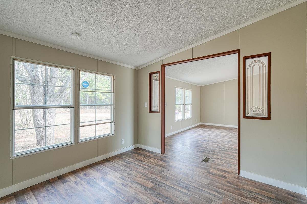 2460 Grace Chapel Road Enoree, SC 29335 - Photo 5 of 26 Gallery Image 5