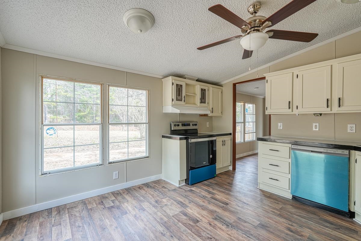 2460 Grace Chapel Road Enoree, SC 29335 - Photo 8 of 26 Gallery Image 8
