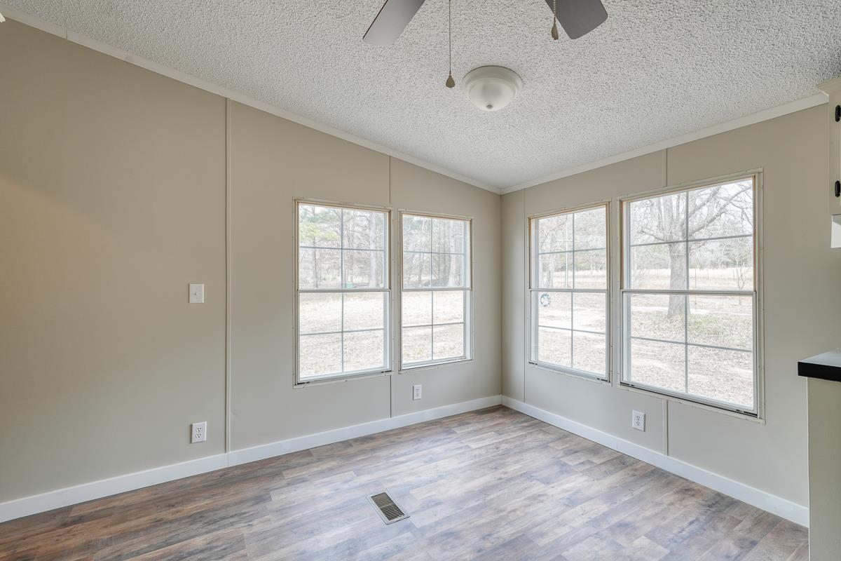 2460 Grace Chapel Road Enoree, SC 29335 - Photo 9 of 26 Gallery Image 9