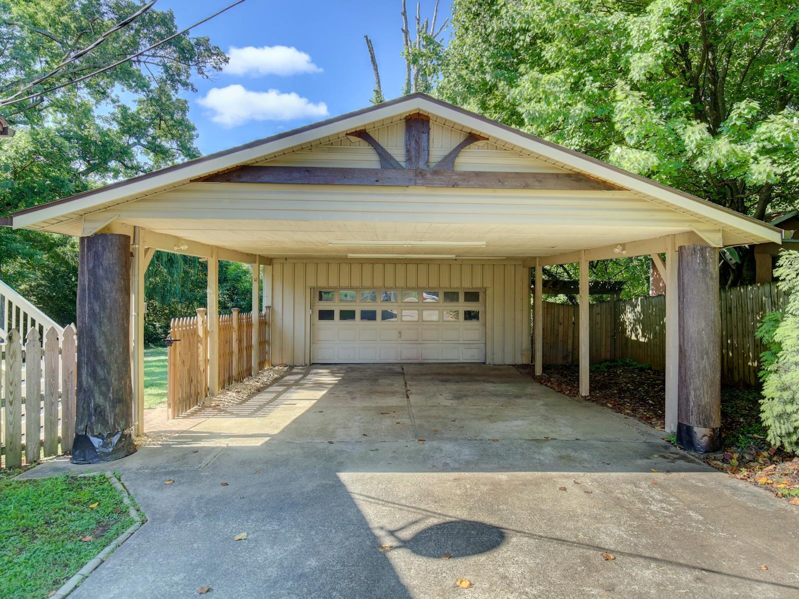 6013 Trinity Drive Raleigh, NC 27607 - Photo 3 of 31 Photo 3