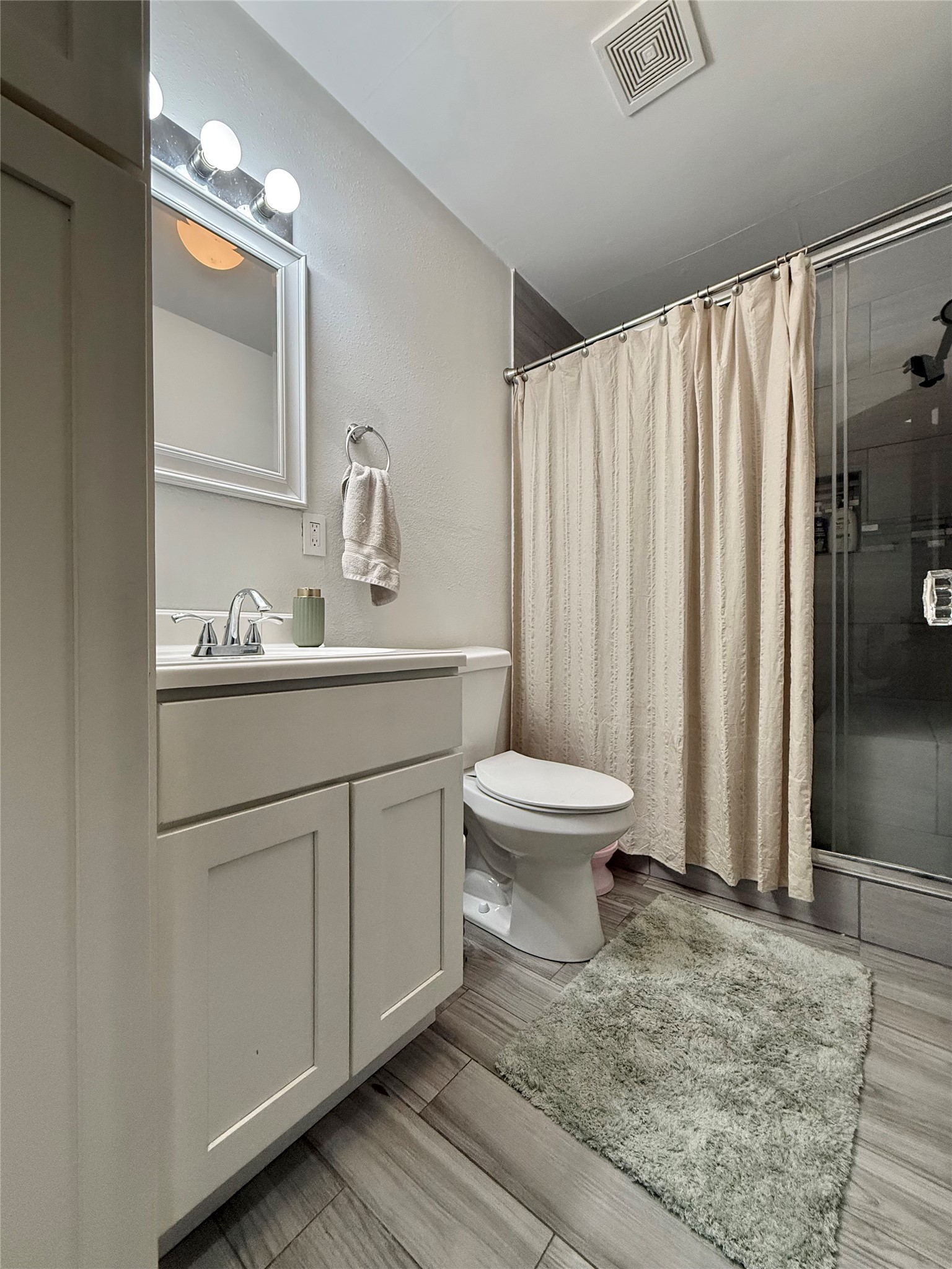 6165 North Linscomb Road Vidor, TX 77662 - Photo 21 of 33