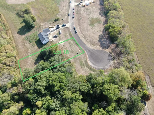 $148,000 | 918 Southwest 8th St Pine Island, Pine Island, MN 55963