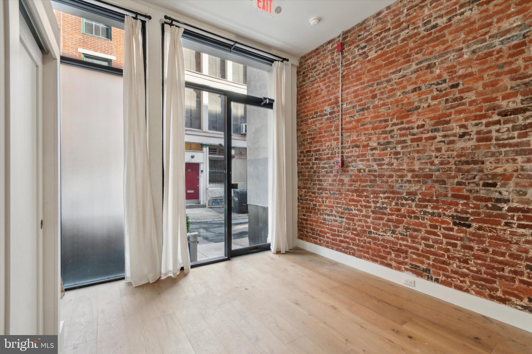 32 Strawberry Street, Unit 1 Philadelphia, PA 19106 - Photo 13 of 16 #2 Bedroom