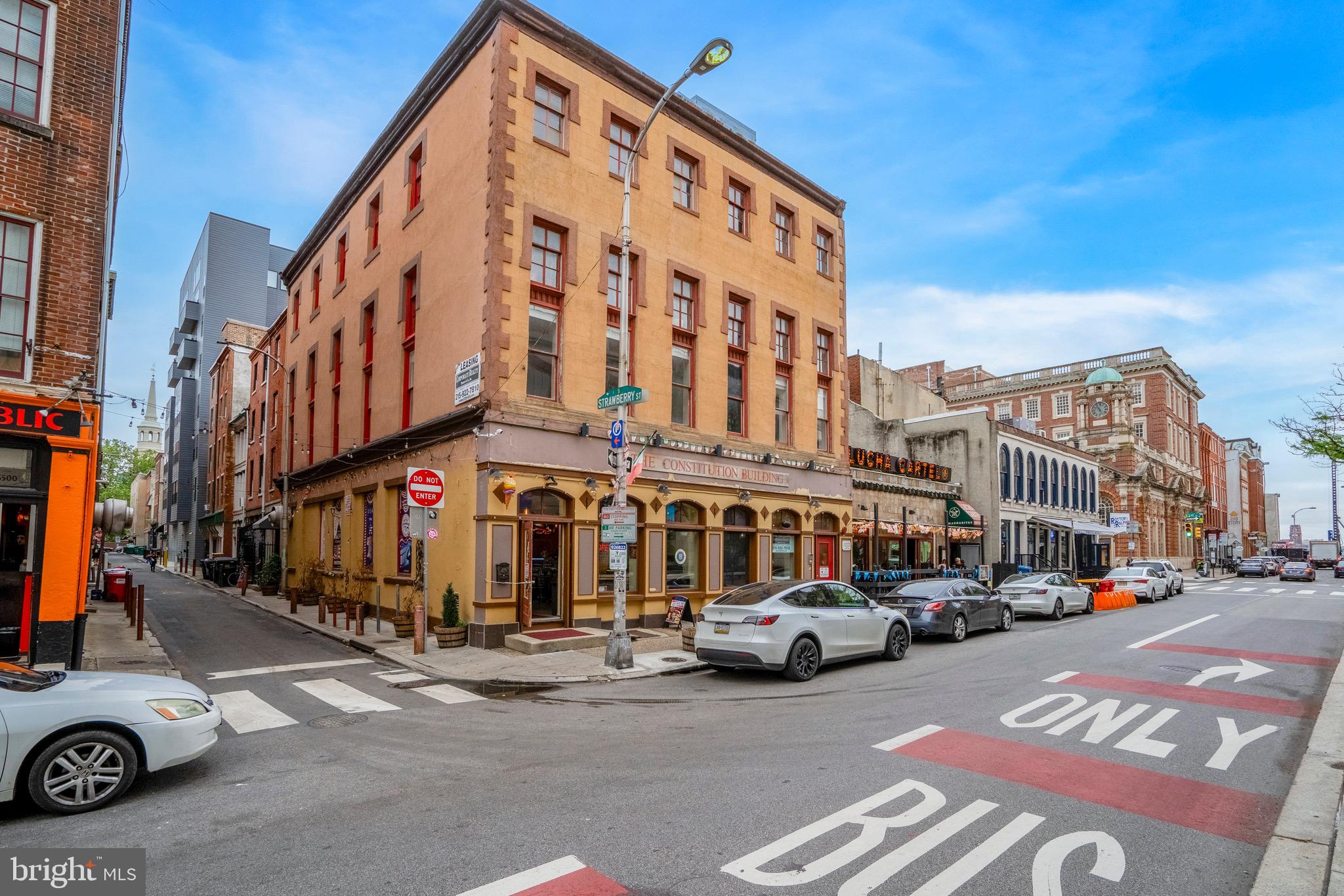 32 Strawberry Street, Unit 1 Philadelphia, PA 19106 - Photo 16 of 16 The Corner of Chestnut & Strawberry Streets.