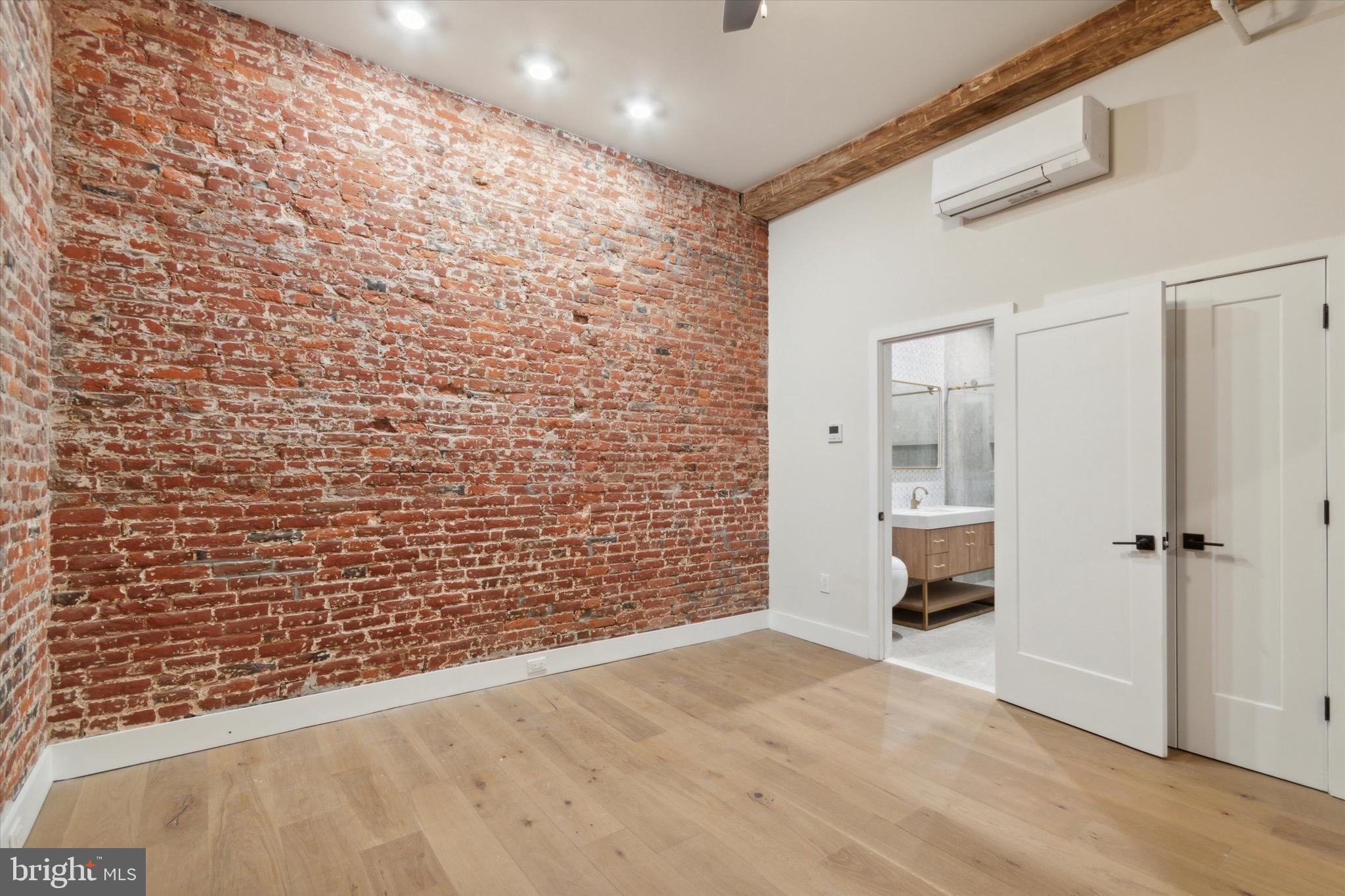 32 Strawberry Street, Unit 1 Philadelphia, PA 19106 - Photo 7 of 16 #1 Bedroom