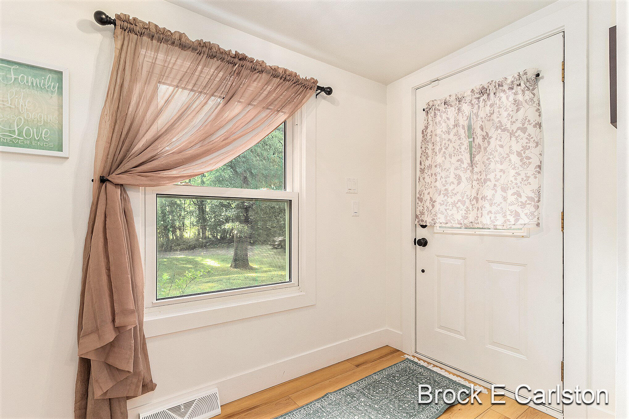 2881 Debaker Road Muskegon, MI 49444 - Photo 6 of 55 006_dsc04463