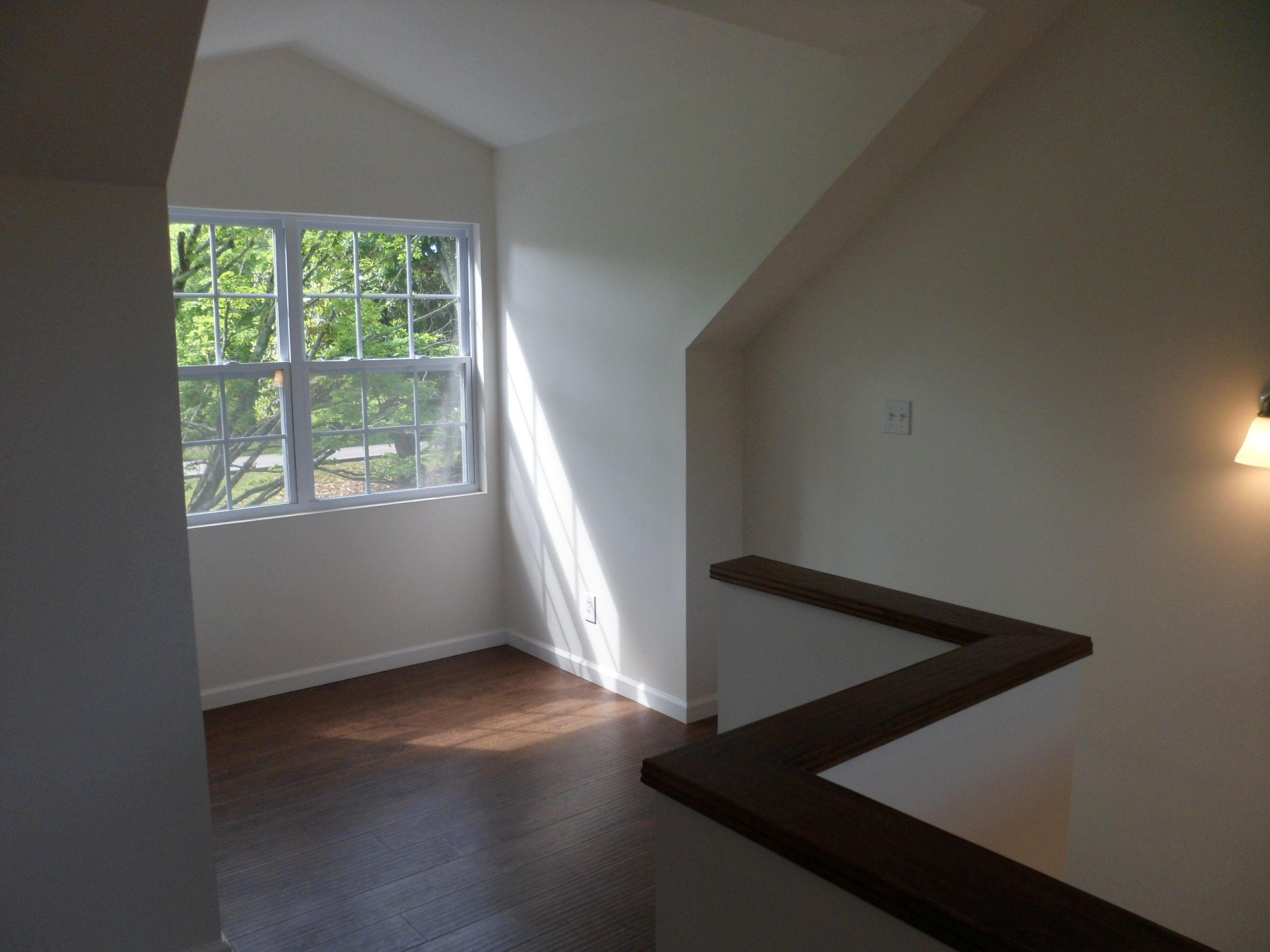 6723 Ridgeview Road Knoxville, TN 37918 - Photo 17 of 40 Master Bedroom Alcove 1