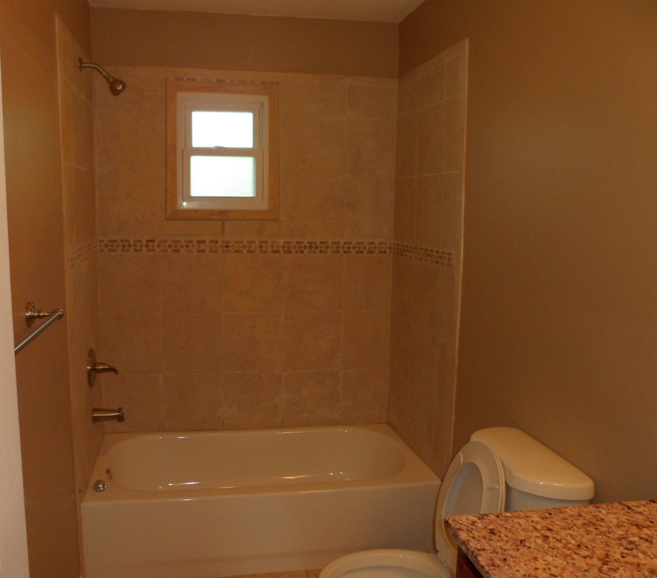 6723 Ridgeview Road Knoxville, TN 37918 - Photo 23 of 40 Bath on Main