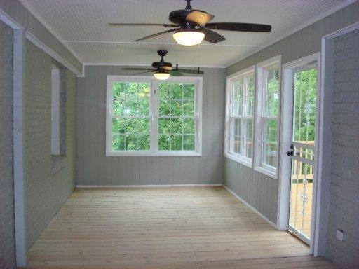 6723 Ridgeview Road Knoxville, TN 37918 - Photo 32 of 40 Sunroom 3