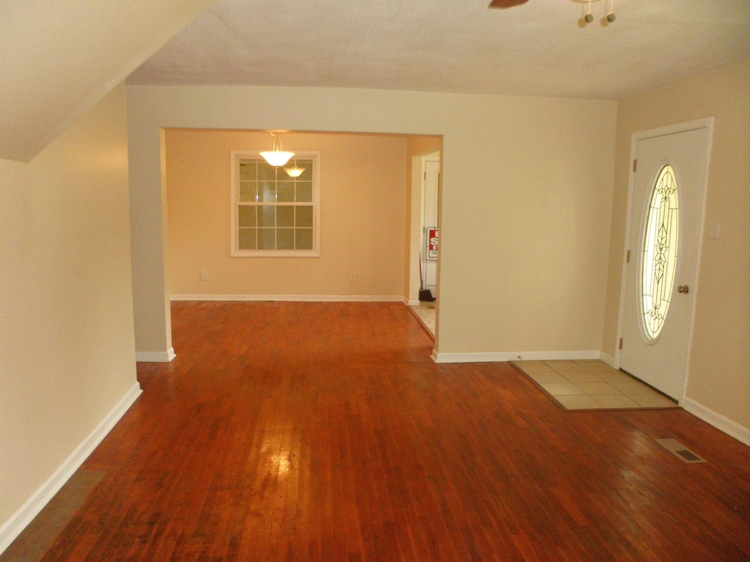 6723 Ridgeview Road Knoxville, TN 37918 - Photo 6 of 40 Family Room Looking into Dining