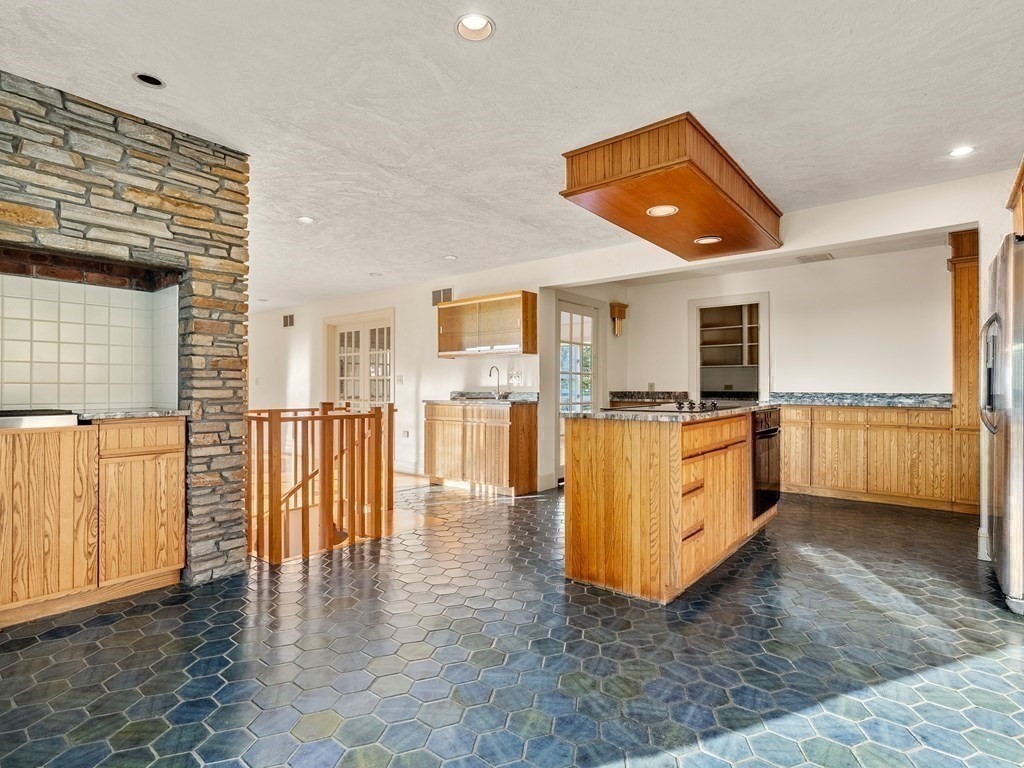12 Jefferson Road Westborough, MA 01581 - Photo 15 of 41 Gallery Image 15