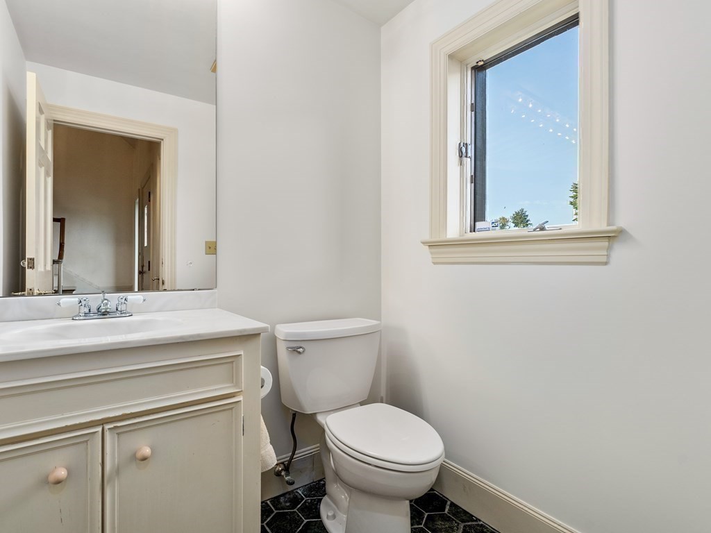 12 Jefferson Road Westborough, MA 01581 - Photo 18 of 41 Gallery Image 18