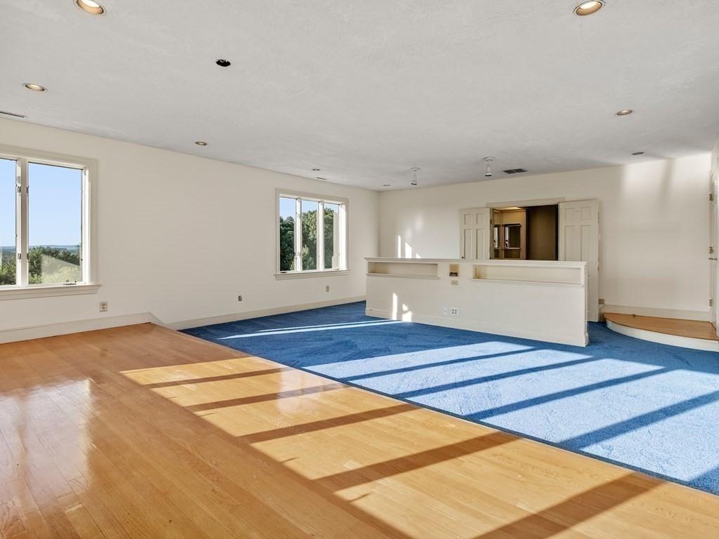 12 Jefferson Road Westborough, MA 01581 - Photo 20 of 41 Gallery Image 20