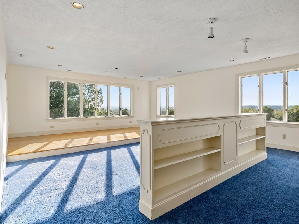 12 Jefferson Road Westborough, MA 01581 - Photo 21 of 41 Gallery Image 21