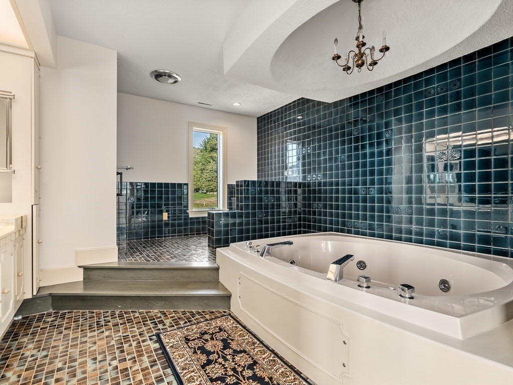 12 Jefferson Road Westborough, MA 01581 - Photo 22 of 41 Gallery Image 22