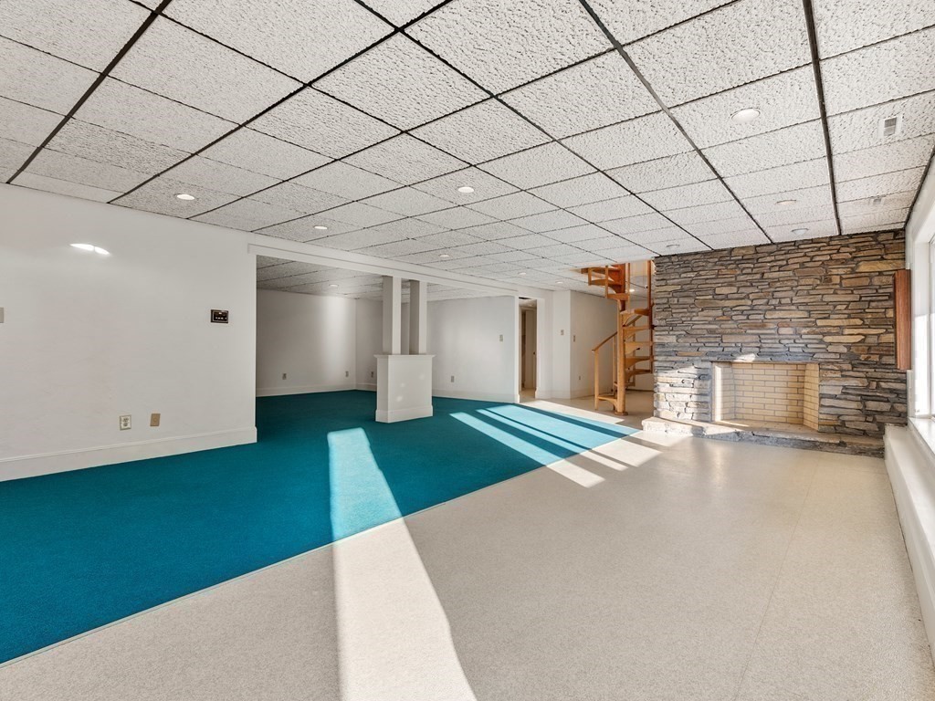 12 Jefferson Road Westborough, MA 01581 - Photo 29 of 41 Gallery Image 29