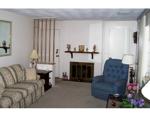 29 Harwood Road Natick, MA 01760 - Photo 2 of 12 Gallery Image 2