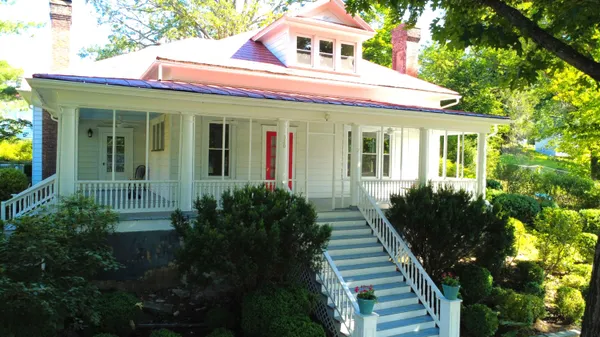 $425,000 | 320 Alleghany Street, Clifton Forge, VA 24422