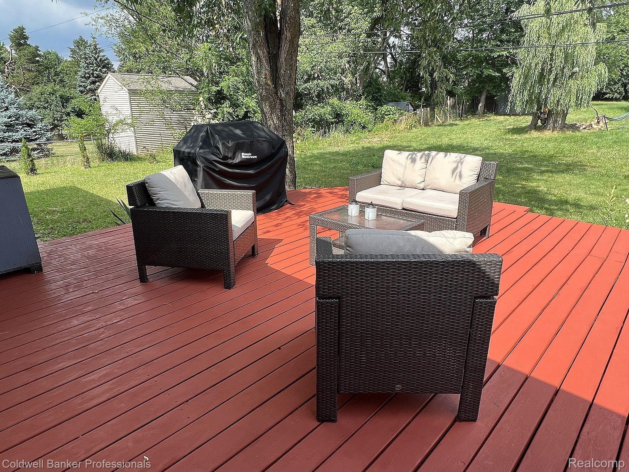2344 Oklahoma Court Rochester, MI 48309 - Photo 33 of 40 Stunning Views of the almost 1.5 Acre Backyard