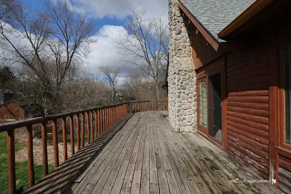 $395,000 | 28496 Highview Road, Wauconda, IL 60084