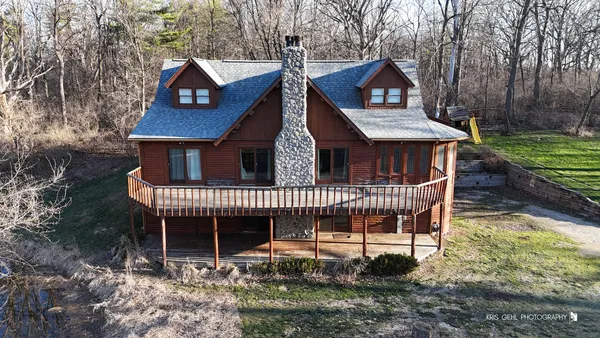 $395,000 | 28496 Highview Road, Wauconda, IL 60084