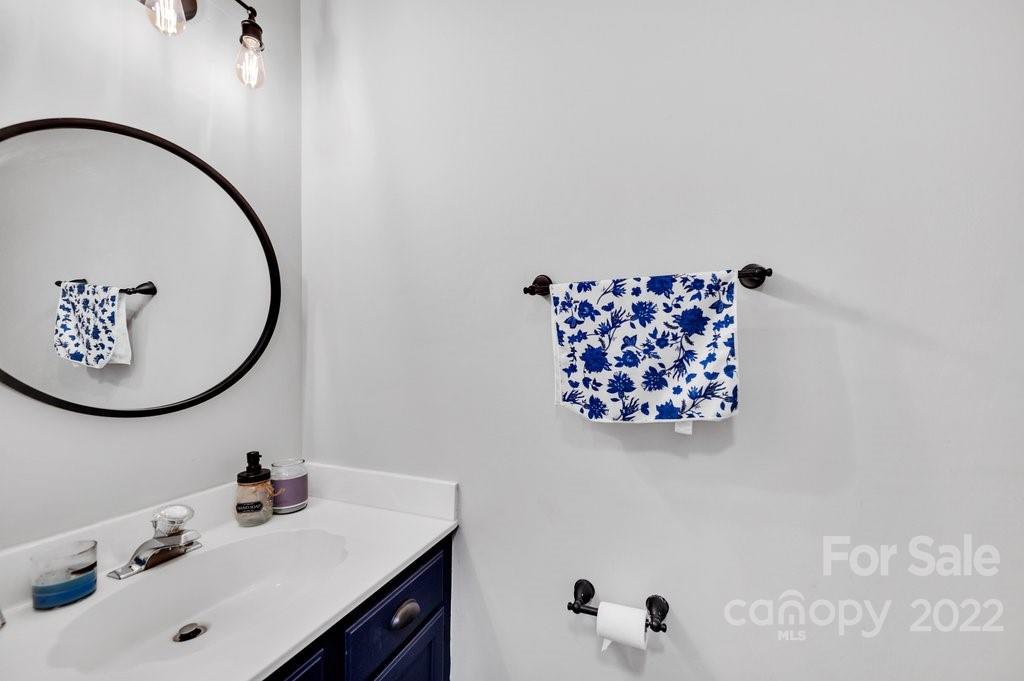1829 Misty Vale Road Charlotte, NC 28214 - Photo 12 of 22 Gallery Image 12