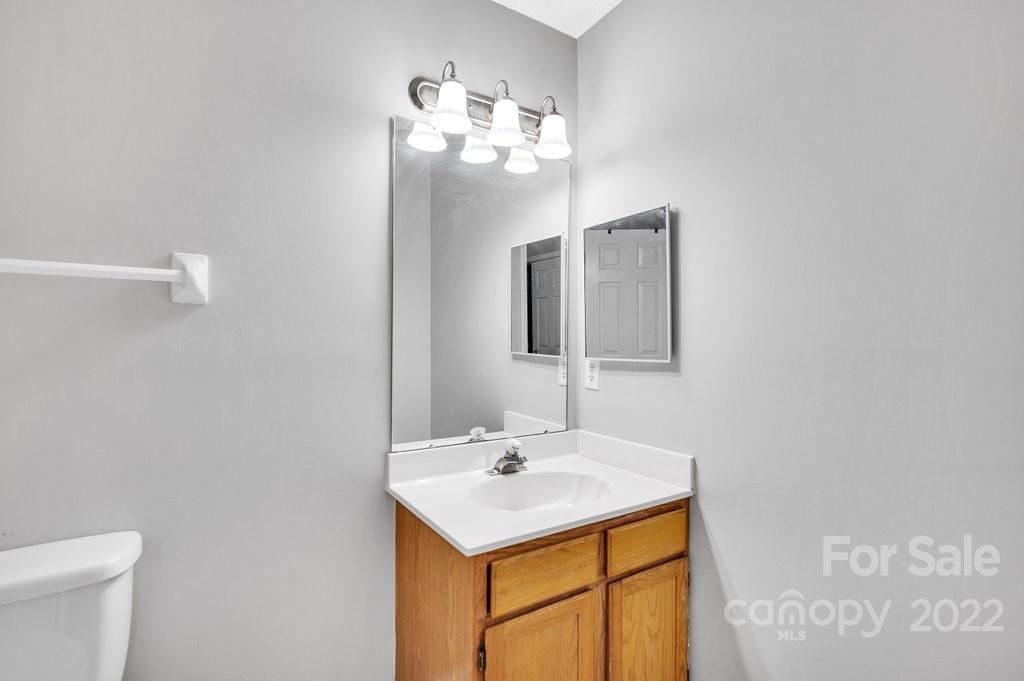 1829 Misty Vale Road Charlotte, NC 28214 - Photo 15 of 22 Gallery Image 15