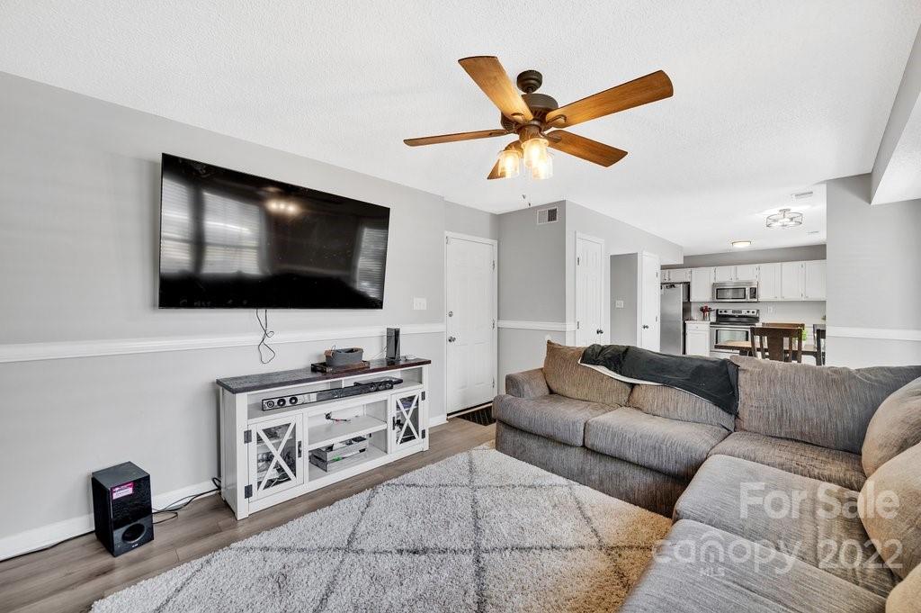 1829 Misty Vale Road Charlotte, NC 28214 - Photo 4 of 22 Gallery Image 4