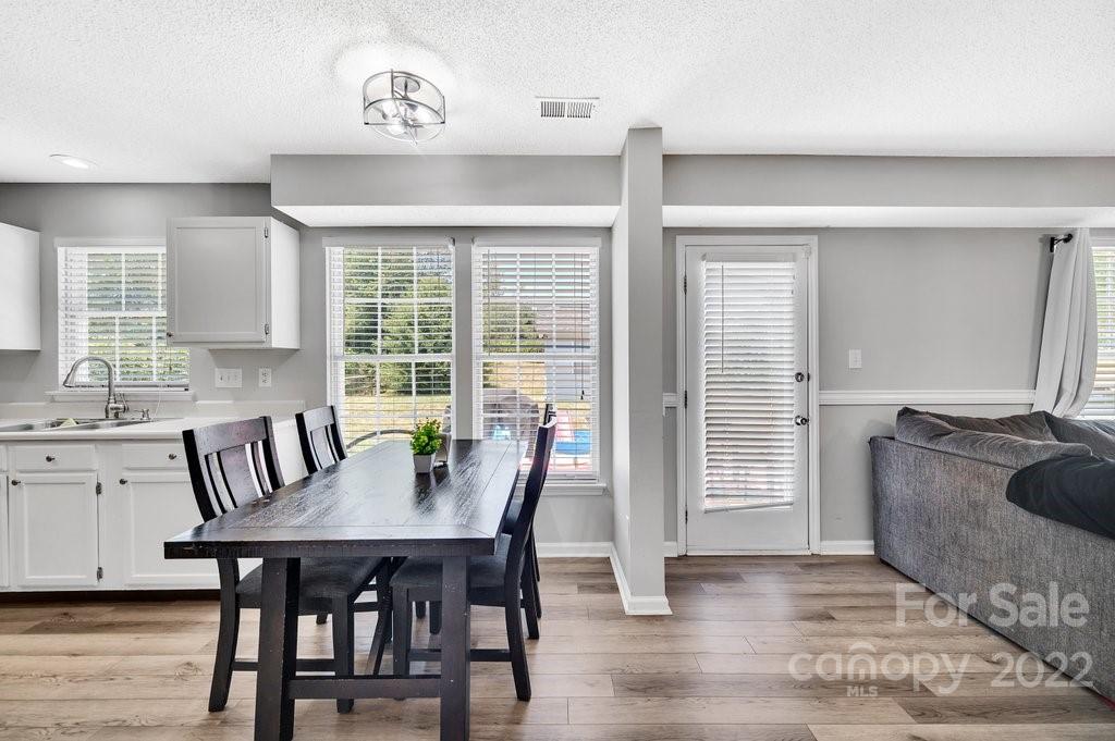 1829 Misty Vale Road Charlotte, NC 28214 - Photo 10 of 22 Gallery Image 10