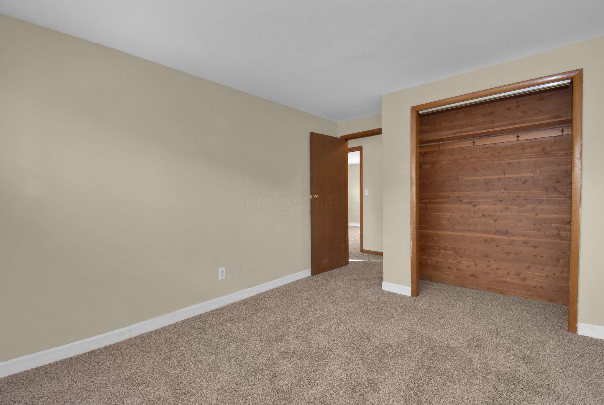 3529 Eakin Road Columbus, OH 43204 - Photo 22 of 37 22-web-or-mls-3529-eakin-rd