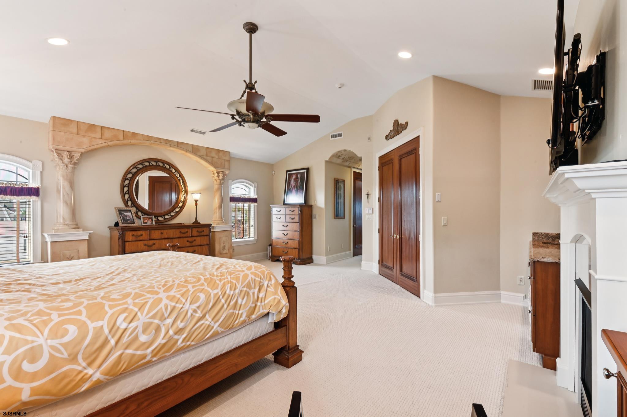 301 Wesley Road Ocean City, NJ 08226 - Photo 34 of 44