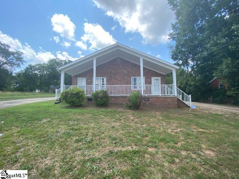615 Burdine Road Anderson, SC 29624 - Photo 1 of 20 Gallery Image 1