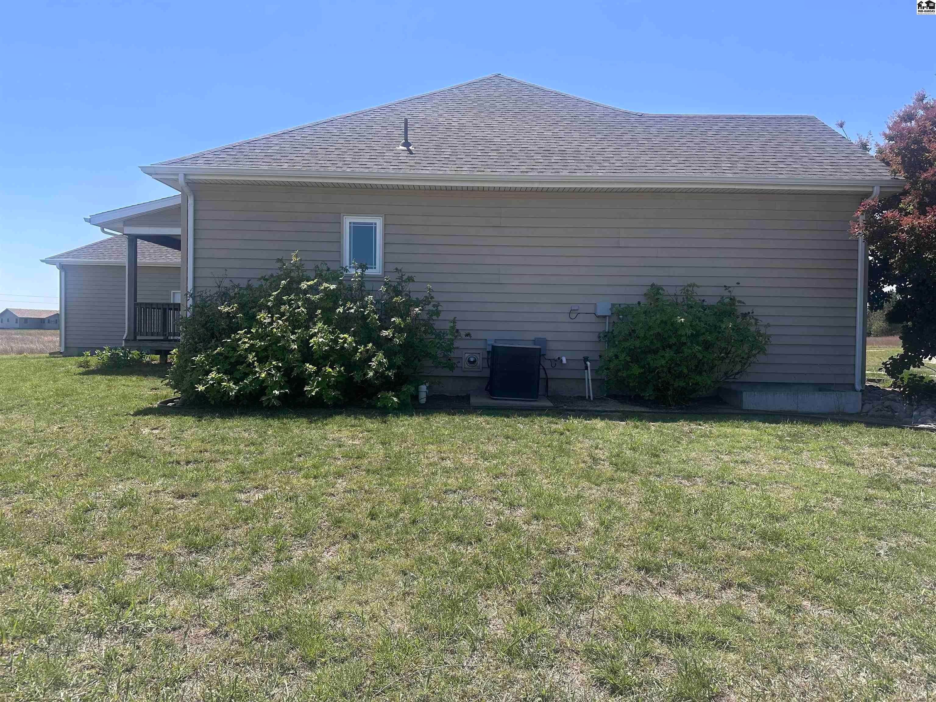 10204 East Ridge Road Pratt, KS 67124 - Photo 41 of 46 Gallery Image 41