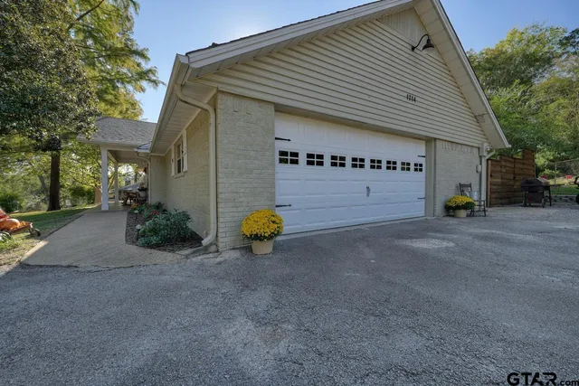 a view of a house with a outdoor space