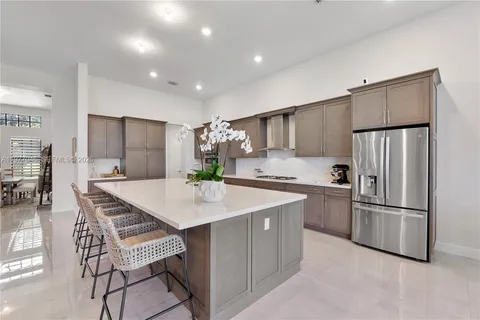 $1,649,999 | 8950 West Parkland Bay Trail, Parkland, FL 33076