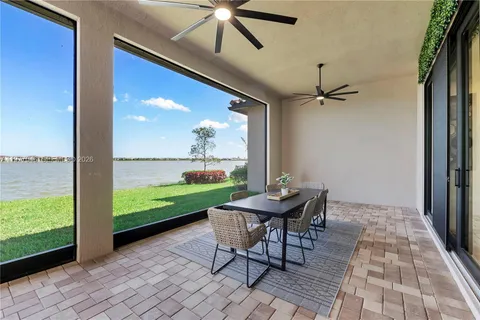 $1,649,999 | 8950 West Parkland Bay Trail, Parkland, FL 33076