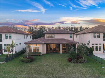 $1,649,999 | 8950 West Parkland Bay Trail, Parkland, FL 33076