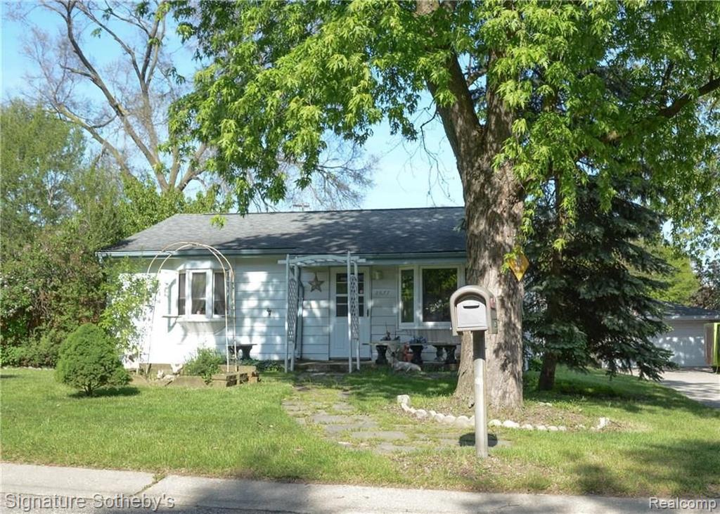 2677 Hessel Avenue Rochester Hills, MI 48307 - Photo 1 of 24