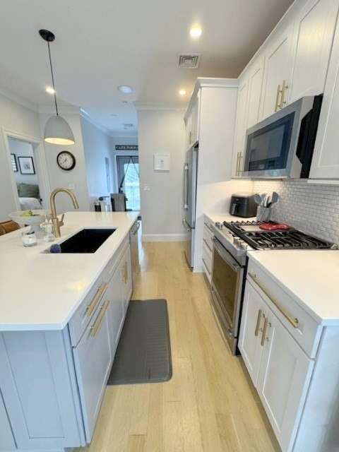 22 Roseclair Street, Unit 3 Boston, MA 02125 - Photo 9 of 20