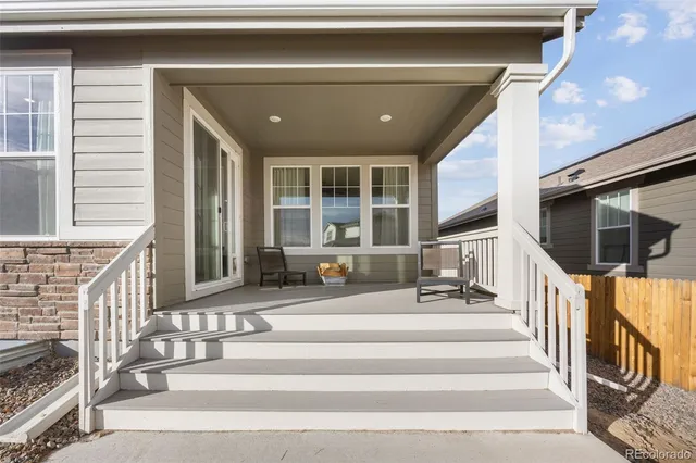 $580,000 | 1056 South Elk Way, Aurora, CO 80018