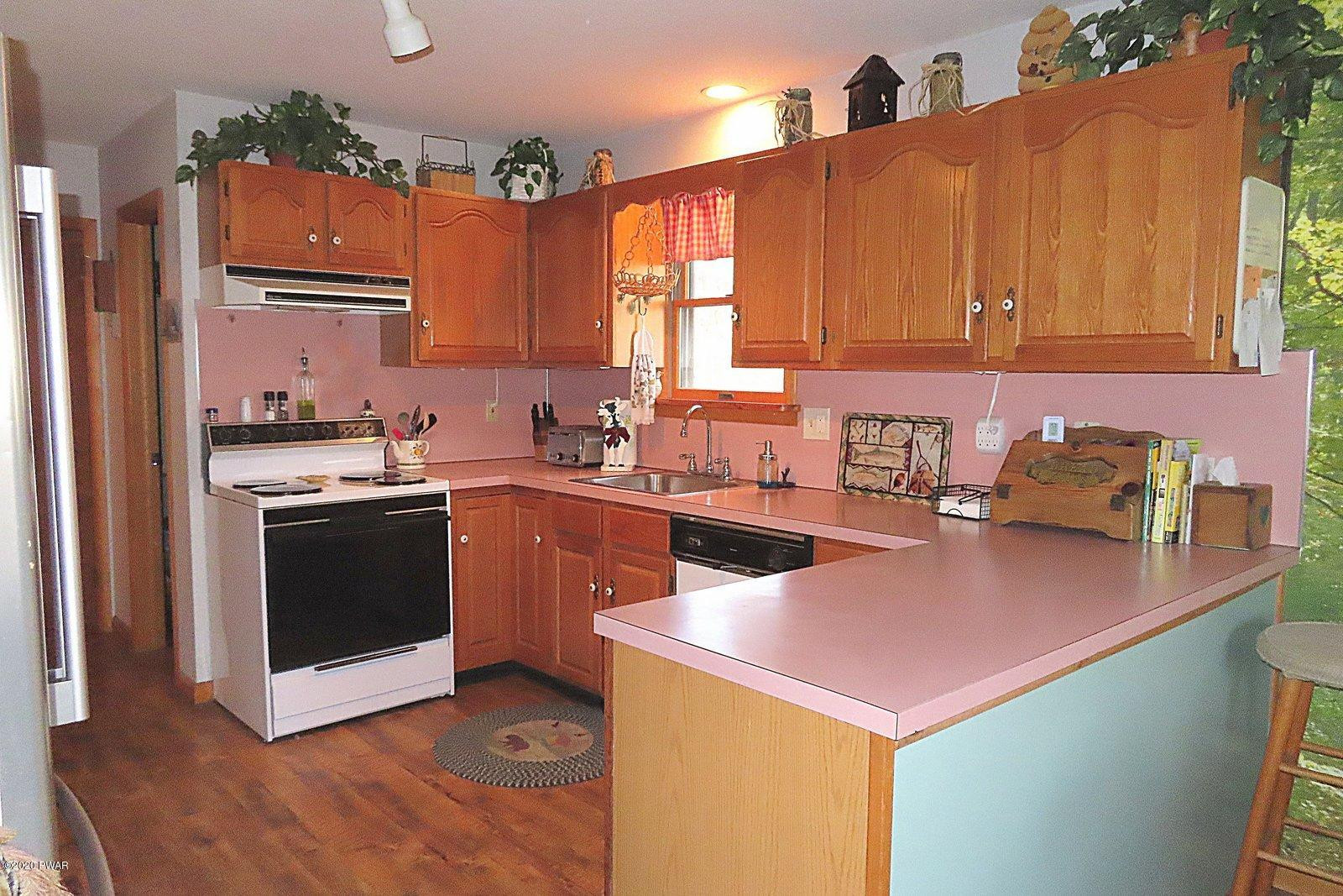 14 Pine Beach Road Hawley, PA 18438 - Photo 13 of 37