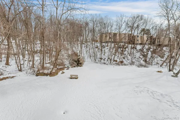 $225,000 | 417 Fox Run Lane, Carmel, NY 10512